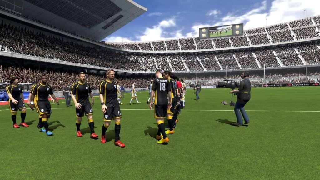 Screen Shot image 0 FIFA 14 + 4 FUT Gold Packs EA App كود رقمي