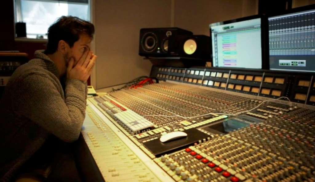 Crusader Kings II - Orchestral House Lords DLC بي سي ستيم كود رقمي