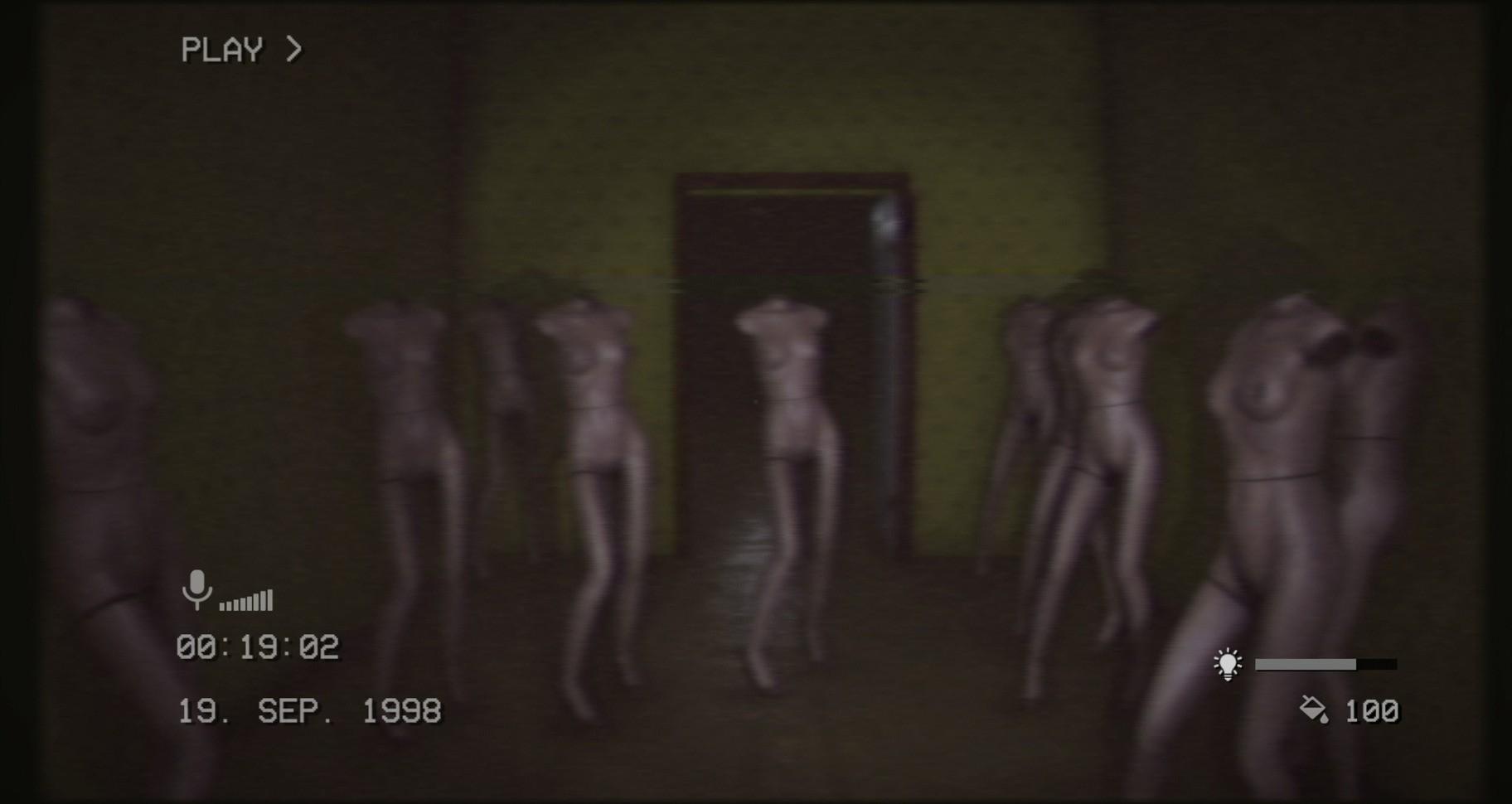 The Backrooms 1998 اكسبوكس 1 / إكس بوكس سيريس X|S حساب