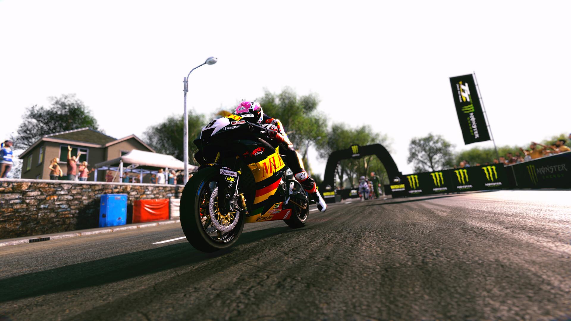 TT Isle Of Man 3 - 2023 TT Races Roster DLC ستيم كود رقمي